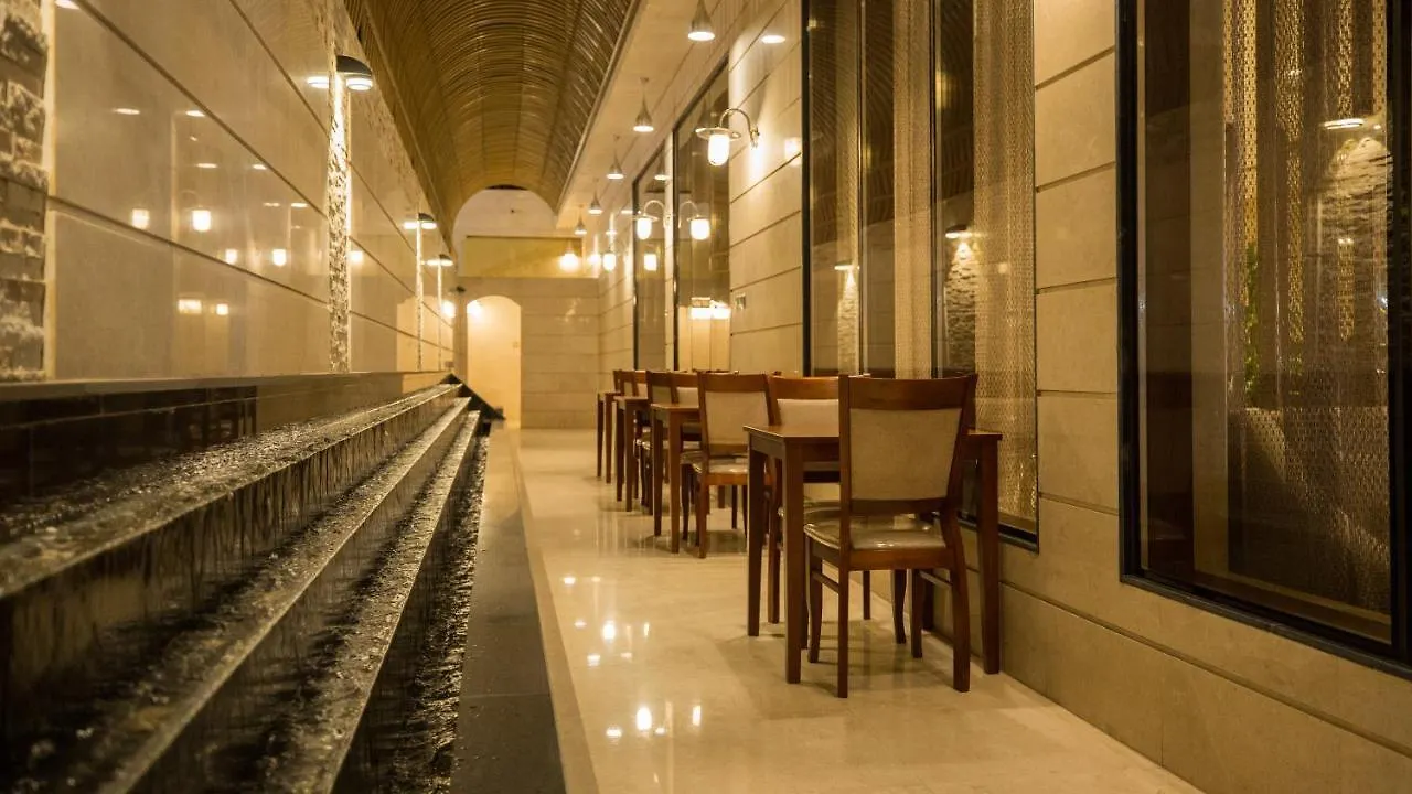Jiwar Almasi Hotel Cidde